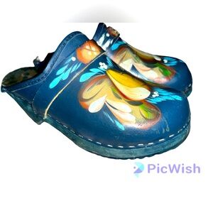 Vollsjo original Swedish hand painted wooden clogs size 37/7